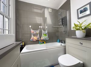 Photo 21- click for photo gallery